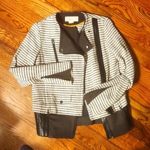 O'2nd Tweed, Wool, & 100% Leather Jacket Sz 0